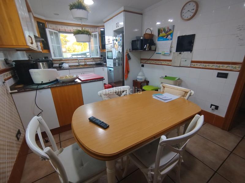 Foto 7200b6bb-1a0b-4b76-a1ed-ec574dcb6b98. Chalet with fireplace parking pool in El Grao Castellón de la Plana