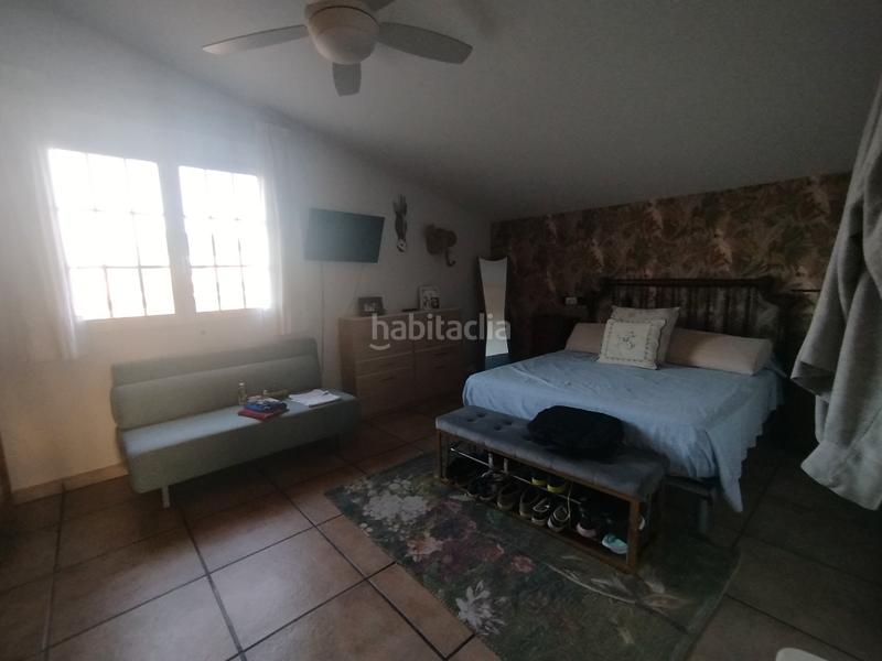 Foto c070f5a6-1dcd-4cee-9526-cee347252c73. Chalet with fireplace parking pool in El Grao Castellón de la Plana