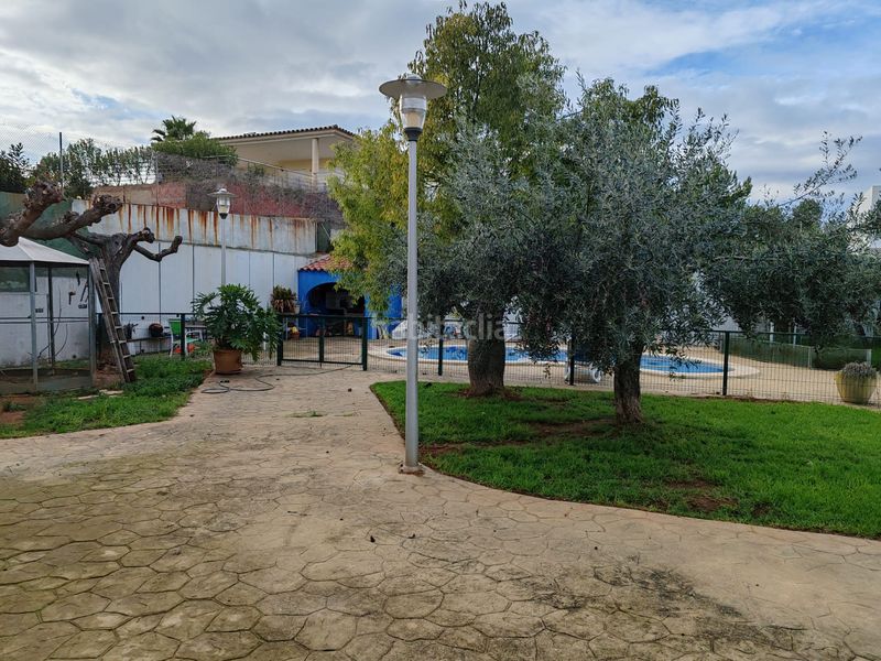 Foto b1dadfd7-f0b5-42e2-93d3-ebc2315a2e0e. Chalet con riscaldamento parcheggio piscina in Alcora (l´)