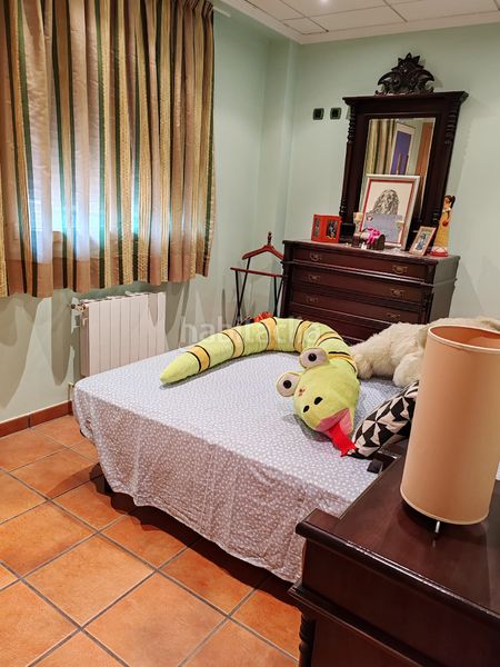 Foto e3d86ead-92ea-48d2-8755-34fa6c110427. Chalet con riscaldamento parcheggio piscina in Alcora (l´)