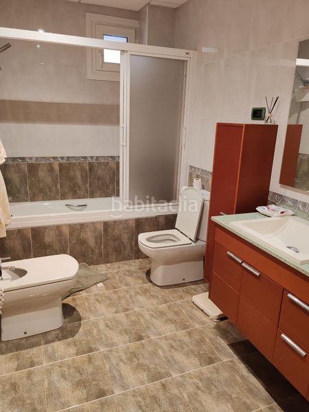 Foto f23297ff-2fee-45c8-973c-ca98cdae2e9b. Chalet con riscaldamento parcheggio piscina in Alcora (l´)