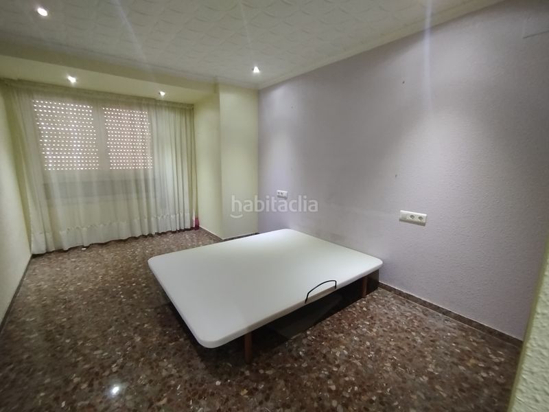 Foto b05b9fd9-f765-4f3c-8adb-8fbab2d7cee6. Pis a calle virgen de lidón 2 a Centro Almazora / Almassora