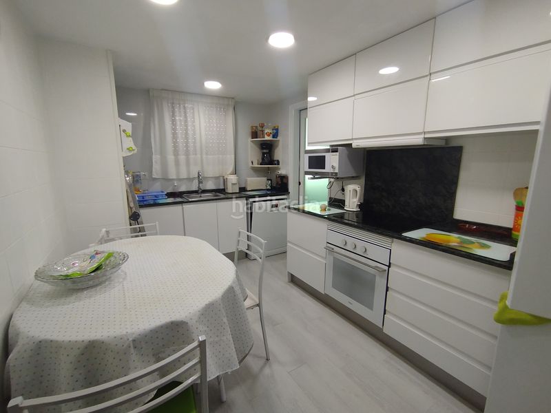 Foto c9388461-8aa8-460b-b16d-367b2e7e3df7. Pis a calle virgen de lidón 2 a Centro Almazora / Almassora