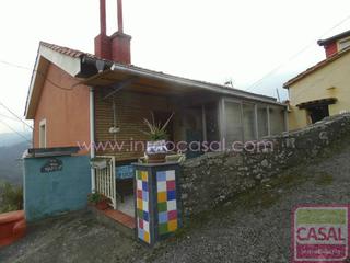 Casa a San Martín del Rey Aurelio. Se vende casa con terreno en sotrondio: compuesta por vivienda e