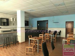 Local commercial à Santa Marina - Polígono. Venta o alquiler de local en pleno centro de mieres. 90 m² que s