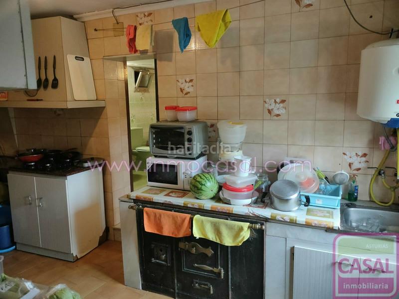 Foto 2909dace-ceda-47b0-a29b-09d08fee8a75. Casa amb aparcament a Carreño