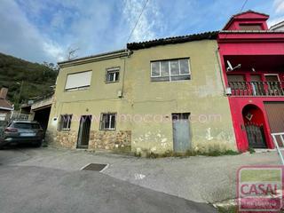 Maison à Santa Marina - Polígono. Se vende casa!!!!situada en ribono, son dos casas una habitable