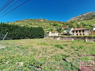 Terrain résidentiel à Aller. Se vende solar edificable en levinco. finca completamente llana
