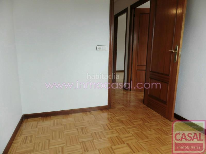 Foto 320795f4-3c72-407c-a50e-10e6f5342978. Affitto appartamento con riscaldamento parcheggio in Oviedo