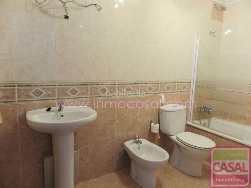 Foto cdb03b24-11f6-4d6b-9d2f-bfb923d89463. Affitto appartamento con riscaldamento parcheggio in Oviedo