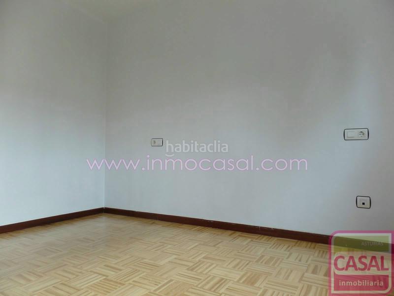 Foto c7ad96f3-0d6b-49f0-b3c2-69c589ba74e5. Miete etagenwohnung mit heizung parking in San Claudio - Trubia - Las Caldas Oviedo