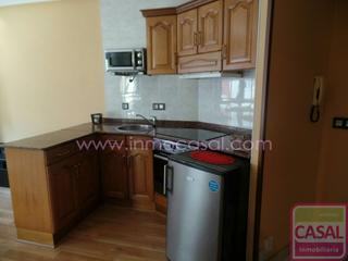 Location Appartement à Sama. Se aqluila apartamento cocina americana, baño completo con bañer
