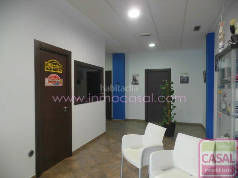 Foto beb3efc1-3da0-469c-9131-d3fd7ef07cf1. Locale commerciale in La Felguera Langreo