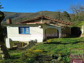 Maison à Aller. Venta de casa independiente , con antojana y terreno en güeria.