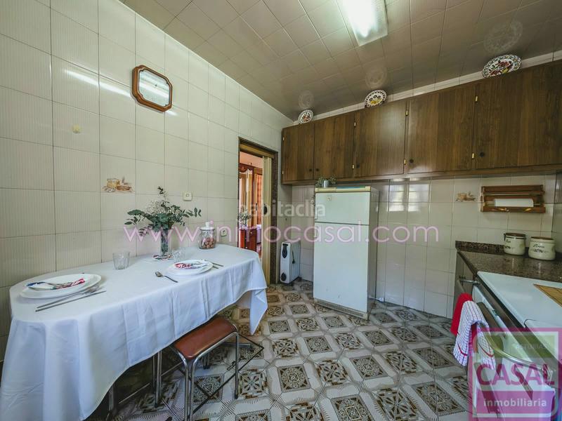 Foto 6814c2e3-e9d5-4446-bd01-a12278f3b6b1. Casa  unifamiliar con terraza, finca urbanizable de 200m2 y garaje. cerca del núcle urbano. increibles vistas. grandes posibilidade en Langreo