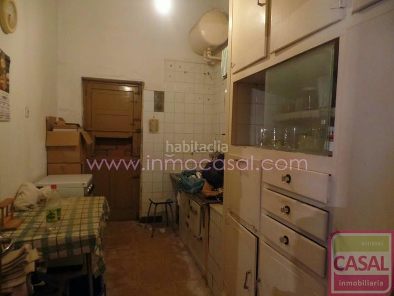 Foto c6ef9ea0-9795-4ff2-8d1e-190bbdef98a0. House in Lada Langreo