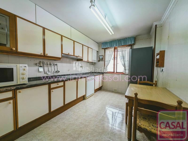Foto 5d9719f0-3ba6-40ef-ab5e-5fd4524a30c6. Appartamento con riscaldamento in La Felguera Langreo