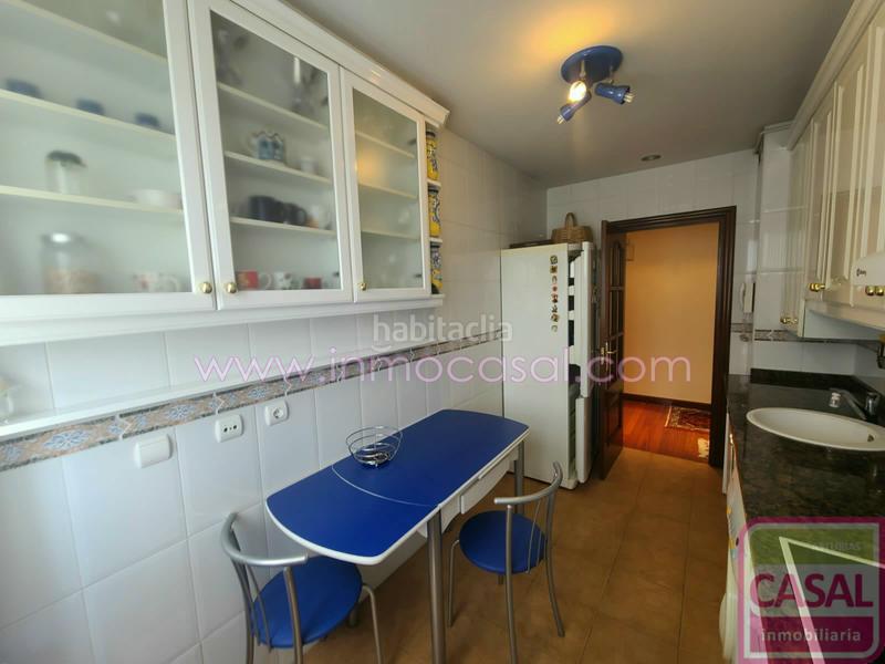Foto 4e9a8e72-bc6d-4edb-96a4-7d492fed0a3e. Pis amb calefacció aparcament a Viesques Gijón