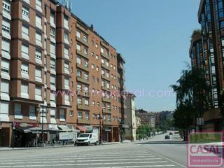 Lloguer Pis  Vazquez de mella. Vazquez de mella. quinto piso exterior, 102 m2 distribuidos en t