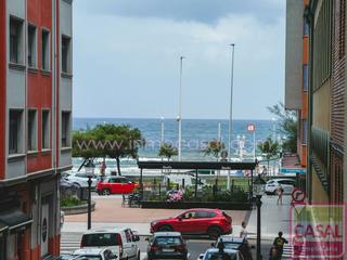 Etagenwohnung  Caridad. Gijon piso para reformar, al lado de la playa, 93 m2, techos alt