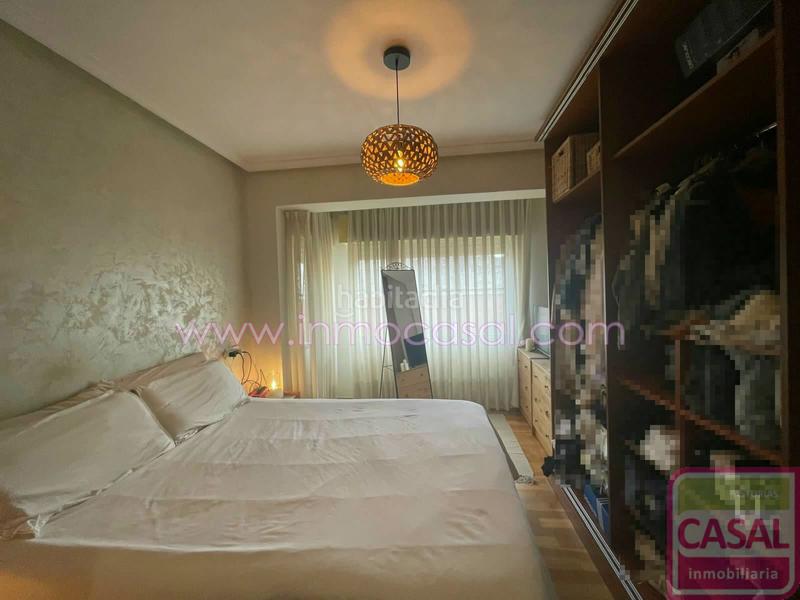 Foto 2a4d4e03-07d4-4c48-a1db-d3800a49b098. Piso  en 5 planta sin acensor,amueblado con dos dormitorios, salon comedor, cocina y baño. trastero en la planta baja. en Mieres