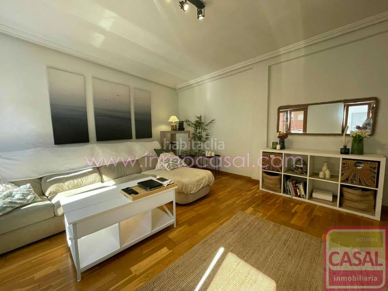 Foto c4d0602d-d89f-45f1-9b5e-555c49c175ed. Piso  en 5 planta sin acensor,amueblado con dos dormitorios, salon comedor, cocina y baño. trastero en la planta baja. en Mieres