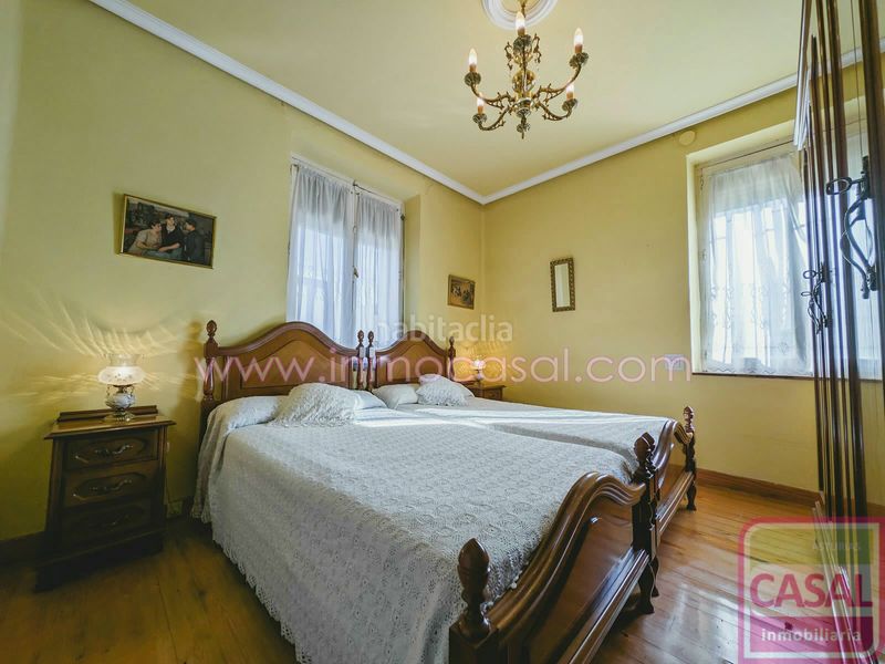 Foto 47e9e07c-1a37-4fa0-97aa-087e4344db66. Casa amb calefacció a Aller