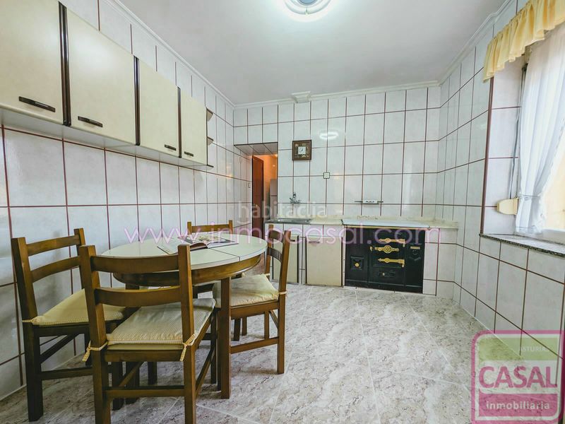 Foto 599bc395-707f-474c-8d99-cec57b712158. Casa amb calefacció a Aller