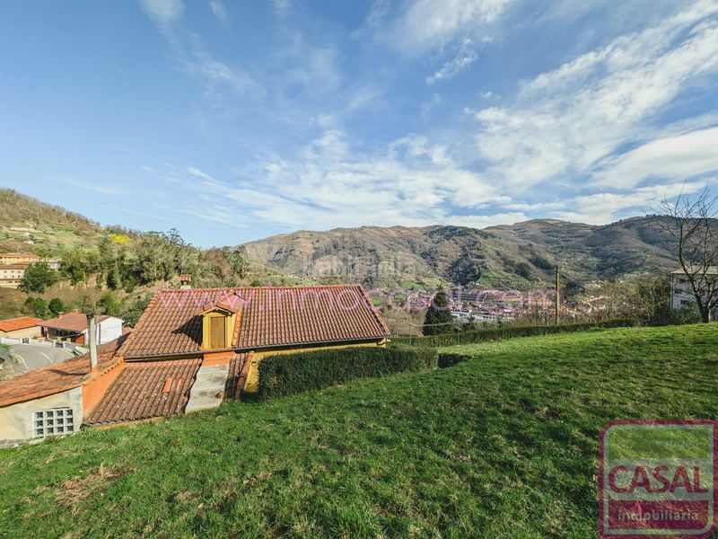 Foto d68c8b74-b3a3-4d04-9016-f9d8f782eddd. Casa amb calefacció a Aller