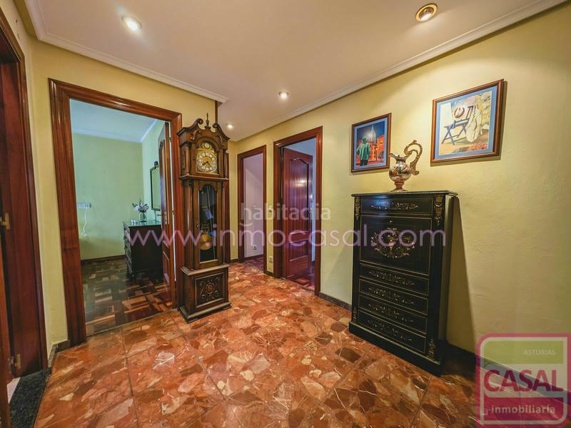 Foto 4503338b-33db-42ef-b2c0-9ce3d74e0aab. Piso se vende piso cocina, cuarto de colada, salóncomedor, tres habitaciones dobles y dos baños. en Laviana
