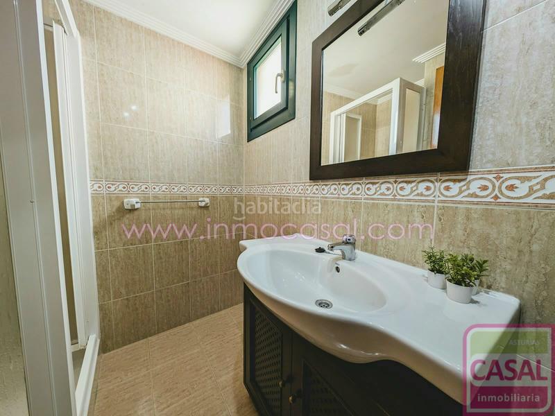 Foto 4d1491a3-5993-4af3-aece-cc48aae58f70. Alquiler piso  para temporada de septiembre a junio. urbanización privada ideal para disfrutar de calidad de vida. amueblado, tie en Colunga
