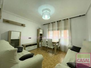 Miete Etagenwohnung in San Pedro - Siana. Se alquila piso en el centro de mieres.tres dormitorios, salón c