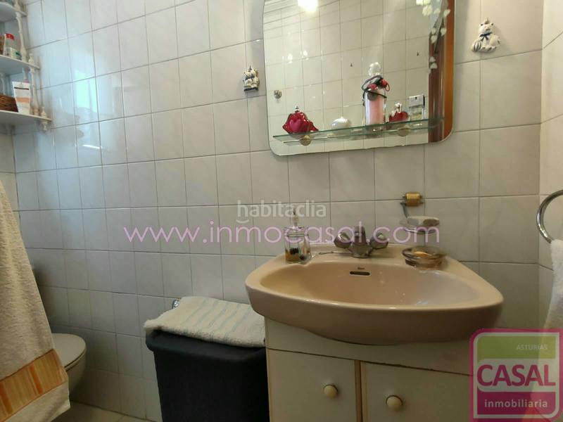 Foto d7ca7965-adf7-47cf-830c-43f15bd96d31. Etagenwohnung mit heizung in La Magdalena Avilés