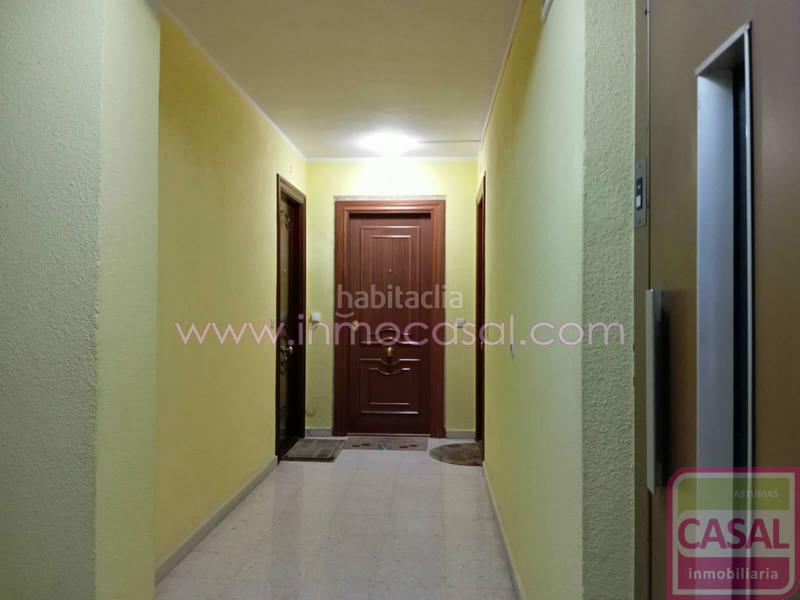 Foto 9008a61d-4ae4-4f63-8d92-0f3675f4e8f9. Etagenwohnung mit heizung in Centro Avilés