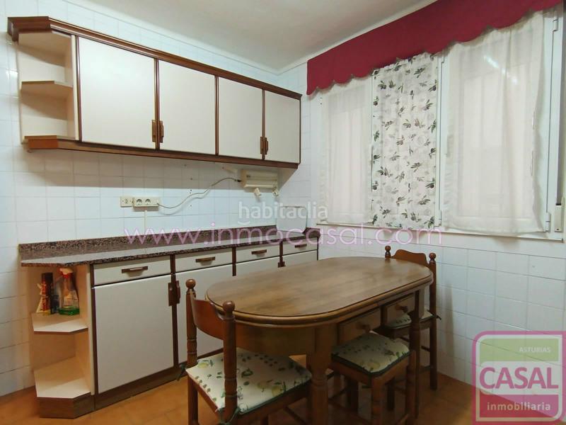 Foto b0688361-5b2c-47f5-903a-fbadb80af8c4. Etagenwohnung mit heizung in Centro Avilés