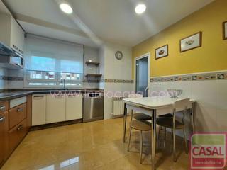 Affitto Appartamento in Santa Marina - Polígono. Se alquila piso en centro de mieres. tres dormitorios dobles,sal