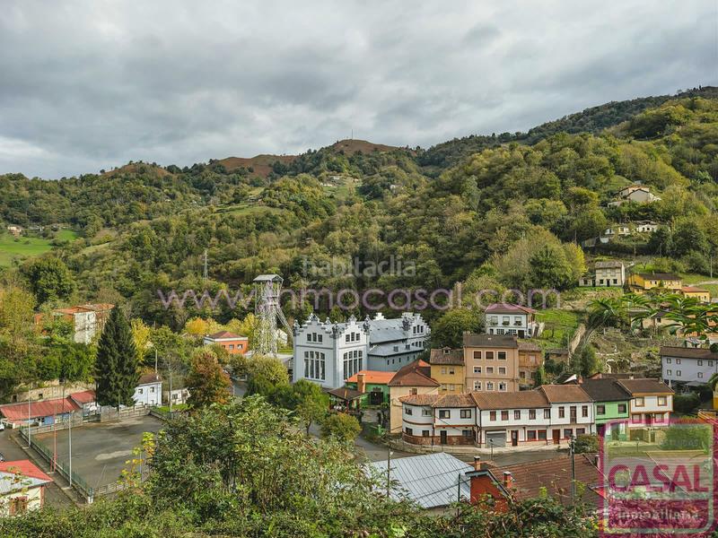 Foto 5395df8f-cdc7-478a-a654-07e06ab890bd. Casa amb calefacció a Sama Langreo