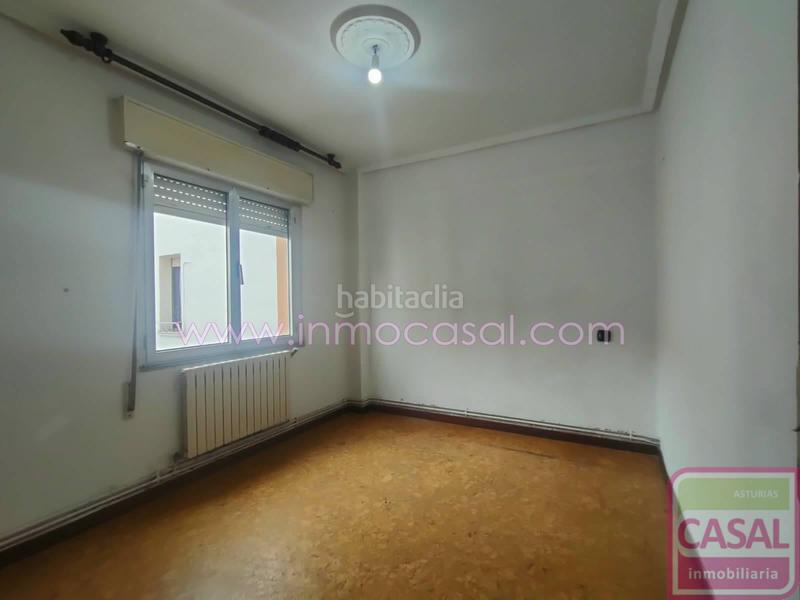 Foto 8c066b85-ce5a-4e59-b475-e02164d8083f. Pis amb calefacció a Versalles Avilés