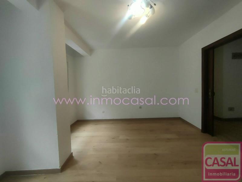 Foto 7c62061c-3fad-4398-b444-0109dbbd201b. Etagenwohnung mit heizung in Centro Avilés