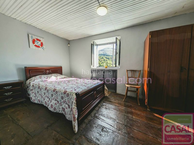 Foto bc8cadc4-90f6-4596-b4c6-d1c2ca7fee53. Casa amb calefacció aparcament a Caso