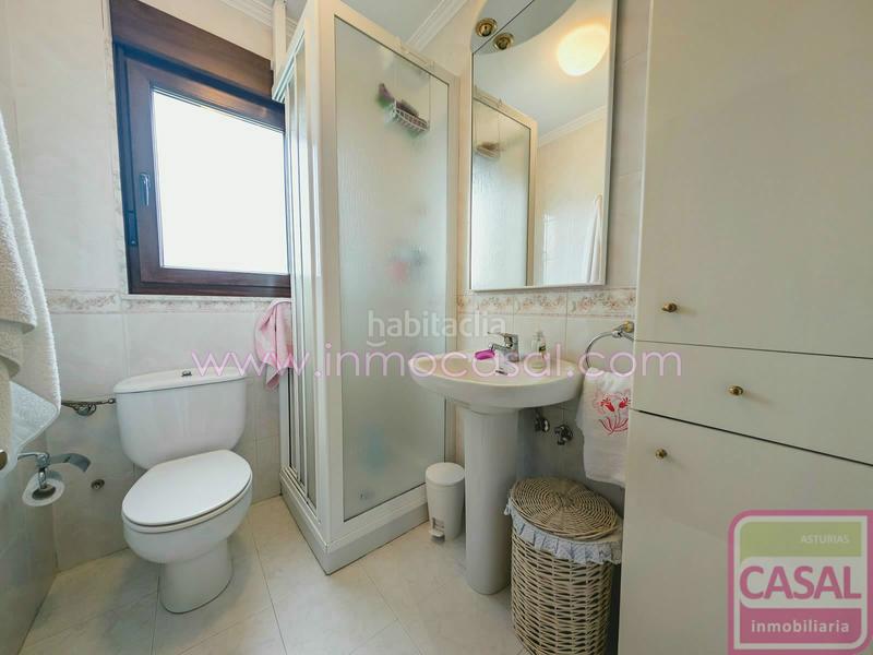 Foto 6dc117de-ec50-46ab-8c83-2d6d7384b499. Casa con riscaldamento parcheggio in Carbayin-Lieres-Valdesoto Siero