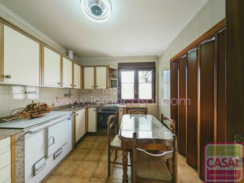 Foto 8b4d9e10-70d2-4b14-8434-b90c03cbb8e1. Casa con riscaldamento parcheggio in Carbayin-Lieres-Valdesoto Siero