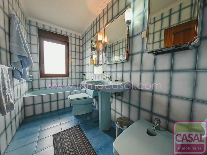 Foto a1ff0c9d-6619-48dd-9d2e-e7fa189c5ec6. Casa con riscaldamento parcheggio in Carbayin-Lieres-Valdesoto Siero