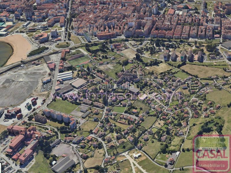 Foto 96c6015d-0c32-4f05-8bb4-5e7702fbac24. Terrain résidentiel dans Jove Gijón