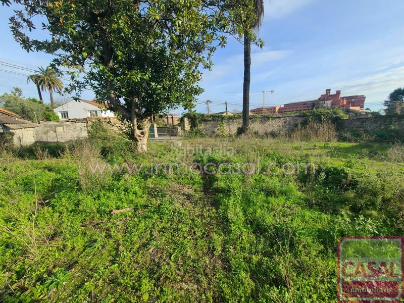 Foto a763e54b-d77d-451d-b314-9154430a09f7. Terrain résidentiel dans Jove Gijón