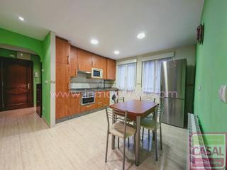 Pis  Calle a. Se vende piso en moreda.  barrio de san isidro. tres dormitorios