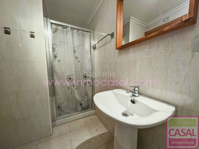 Foto 98aa30d8-1123-4a8a-887c-d07e96957c62. Pis amb calefacció aparcament a Aller