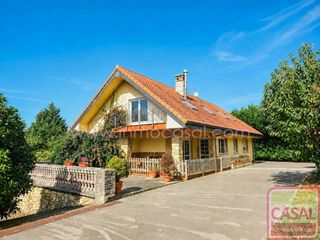 Casa  Caldones. Gijon ponemos en venta casa unifamiliar con gran parcela, ubicad