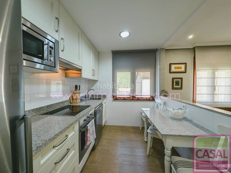 Foto e3a236a2-382a-4b8c-8314-1ecee2af7f4a. Casa amb calefacció aparcament a Carbayin-Lieres-Valdesoto Siero