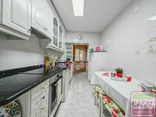 Pis a Requejo - Rozaes - Oñón. Piso en 1ª planta, sin ascensor. dos dormitorios, salón, amplia